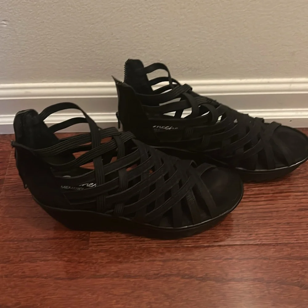 Skechers Black Crisscross Gladiator Sandals